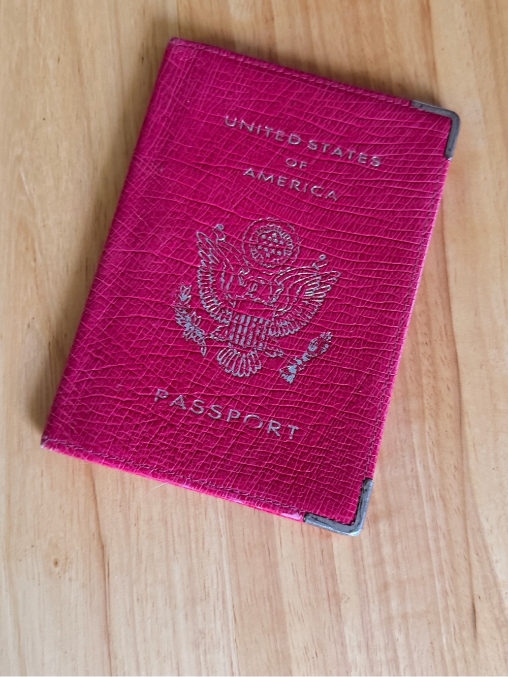 Smythson of Bond Street Hot Pink United States Passport Cover